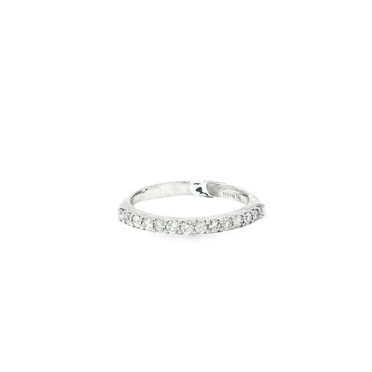 18K White Gold Diamond ring
